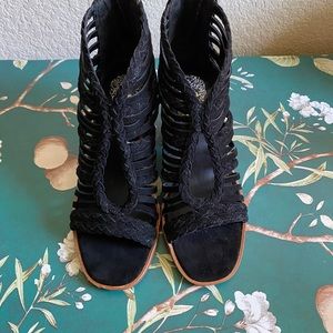 Vince Camuto suede leather KESTAL booties